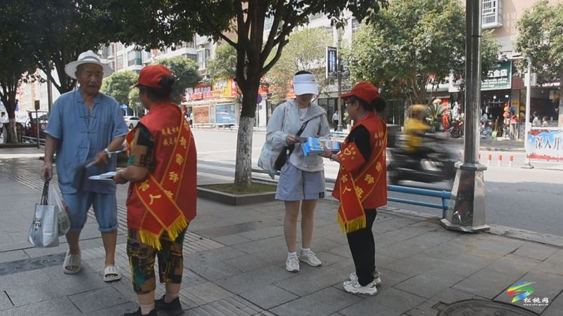 松桃：開展“安全生產(chǎn)月”宣傳活動