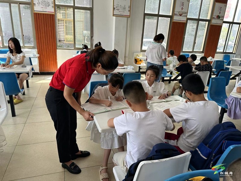 課后無憂，不負(fù)所“托”——工會(huì)愛心托管班免費(fèi)幫職工帶娃