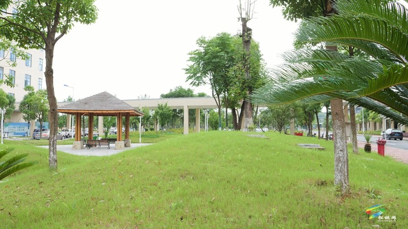 縣人民醫(yī)院新院區(qū)項(xiàng)目建設(shè)如火如荼