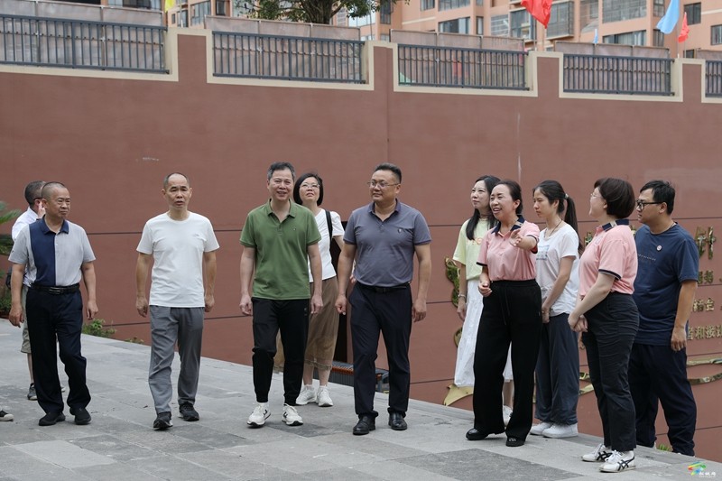 【粵黔協(xié)作·莞愛(ài)銅行】東莞市虎門慈善會(huì)來(lái)松開(kāi)展助學(xué)捐贈(zèng)及回訪調(diào)研活動(dòng)