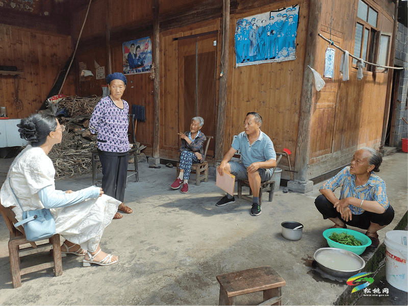 普覺鎮(zhèn)開展夏季高溫安全知識“進(jìn)家庭”宣傳活動(dòng)