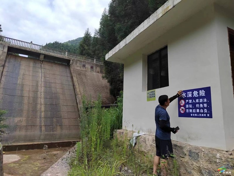 普覺鎮(zhèn)多方式開展高溫天氣防溺水安全工作
