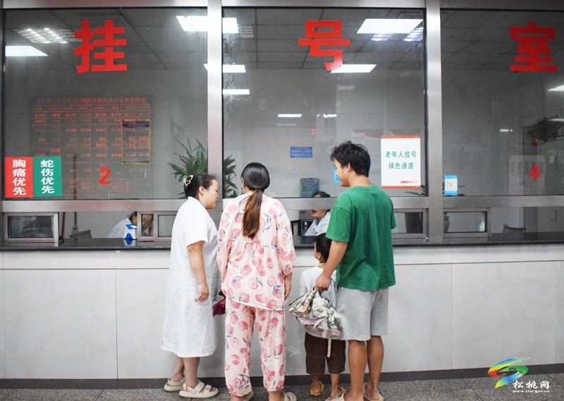 松桃民族中醫(yī)院:“一號管三天”惠民落到實處 為老百姓就診減負