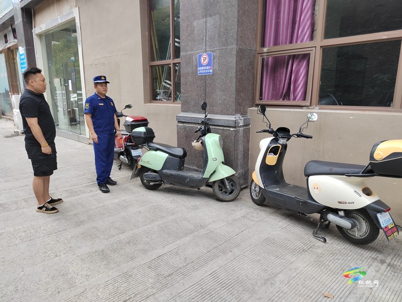 縣消防救援大隊(duì)開(kāi)展電動(dòng)自行車安全隱患整治工作