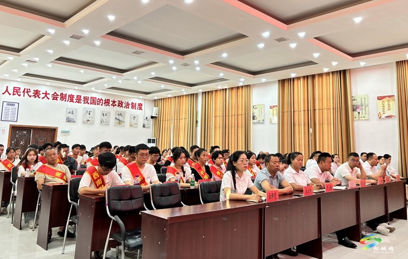 長興堡鎮(zhèn)2024年“情系長興·圓夢金秋”勵志助學活動圓滿舉行