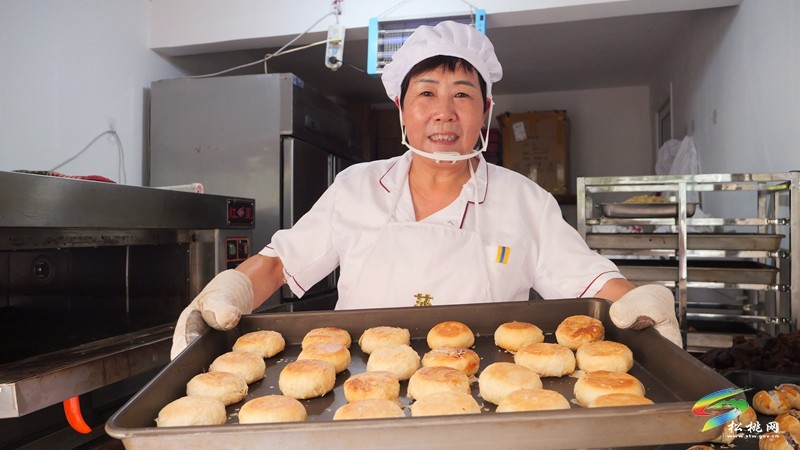 松桃：中秋將至 手工月餅“忙”登場