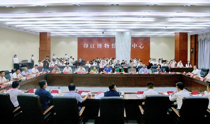 紀(jì)念紅二、紅六軍團(tuán)木黃會(huì)師90周年座談會(huì)在印江召開