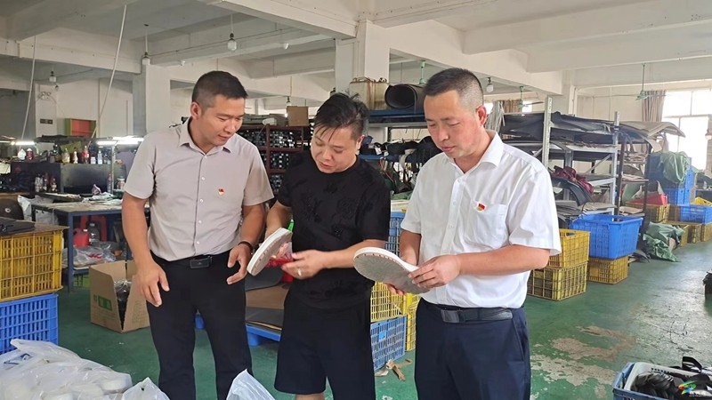 松桃：金融活水潤澤紅色沃土