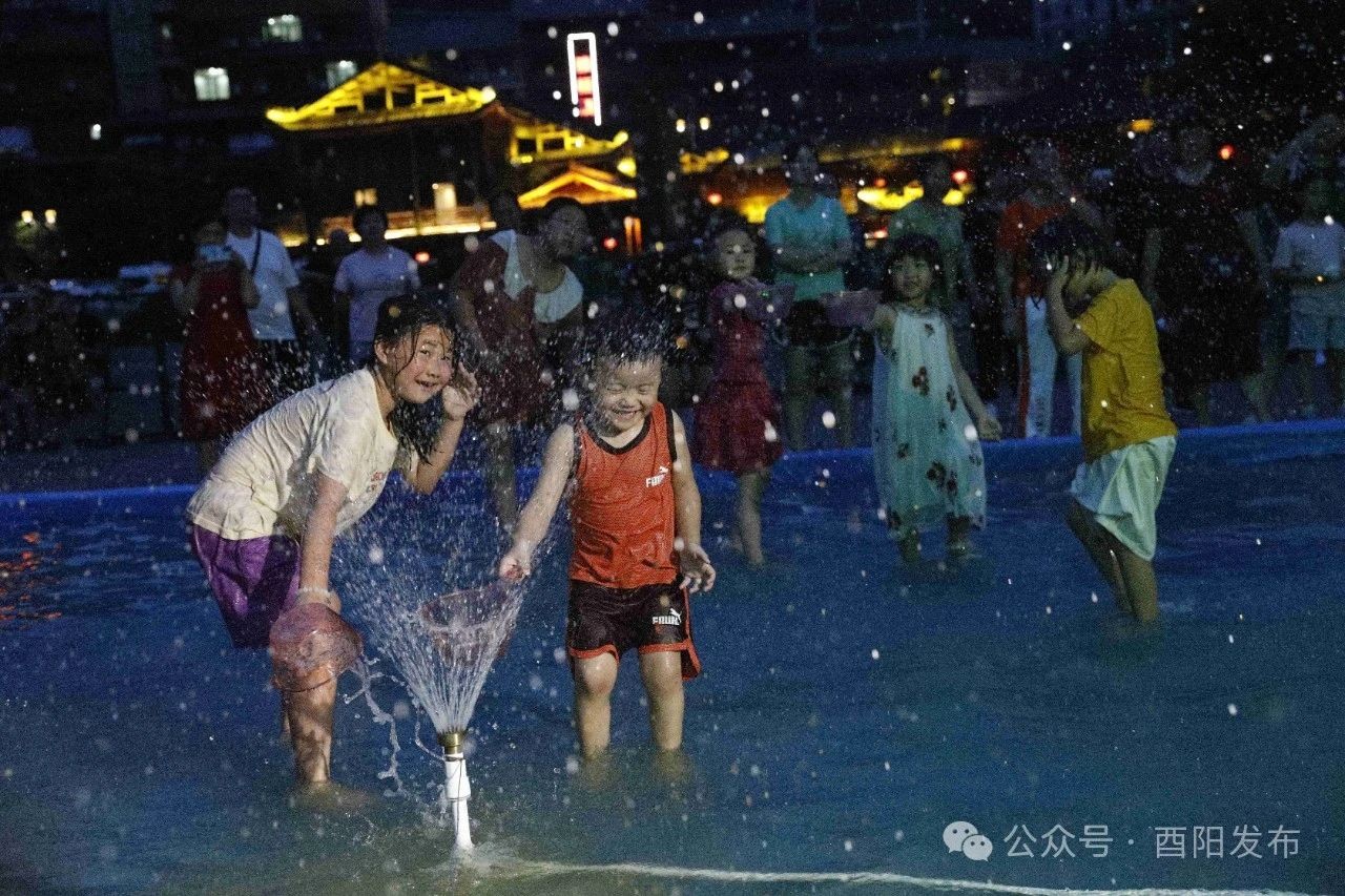 ?高山民宿避暑、峽谷漂流探險(xiǎn)……?酉陽(yáng)清涼山水激活“避暑經(jīng)濟(jì)”！