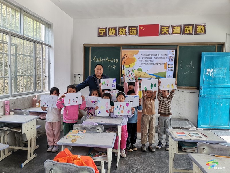 普覺(jué)鎮(zhèn)普覺(jué)中學(xué)音體美教師持續(xù)開(kāi)展轄區(qū)走教活動(dòng)
