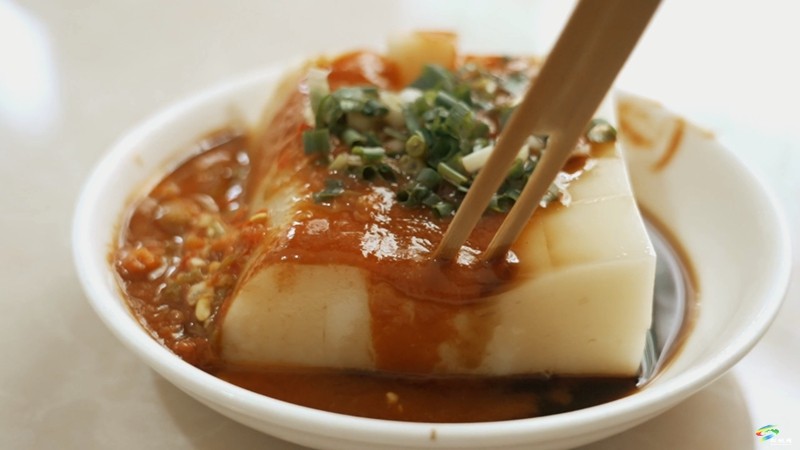 【武陵山區(qū)域媒體聯(lián)盟蹲點報道——紅色印跡·大美松桃】松桃甘龍：鄉(xiāng)場邊貿(mào)經(jīng)濟勢頭旺