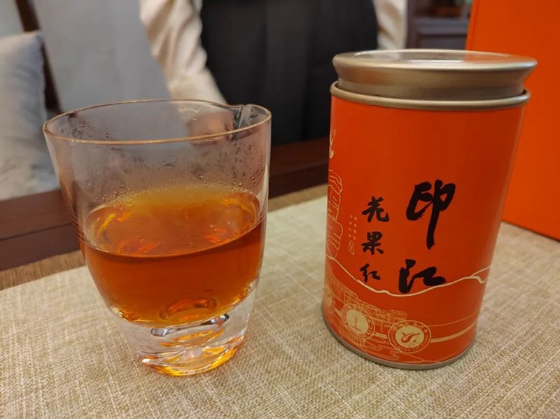 【武陵視界】綠樹開紅花 一葉富萬民——印江自治縣“紅綠”驅動茶產業(yè)高質量發(fā)展