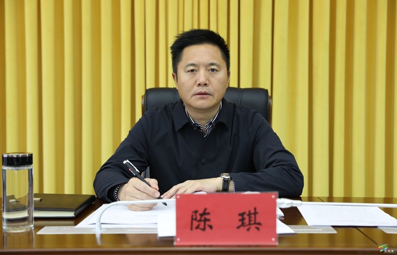 縣委理論學(xué)習(xí)中心組2024年第四季度集中學(xué)習(xí)研討會(huì)召開