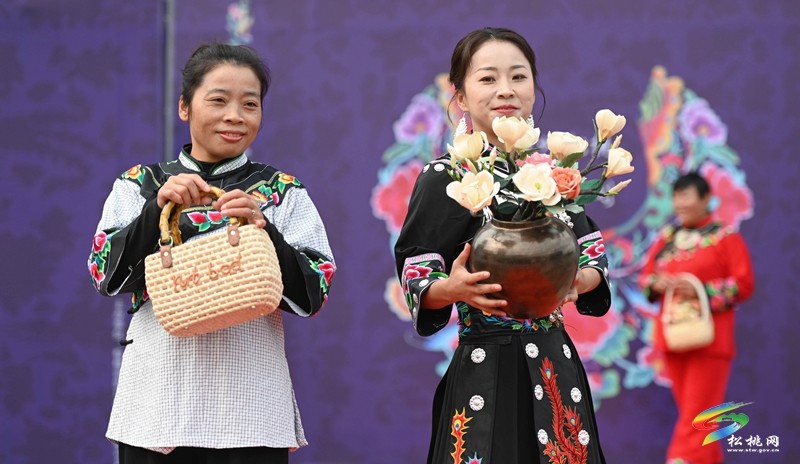 松桃：學習“指尖技藝” 創(chuàng)造“指尖經濟”