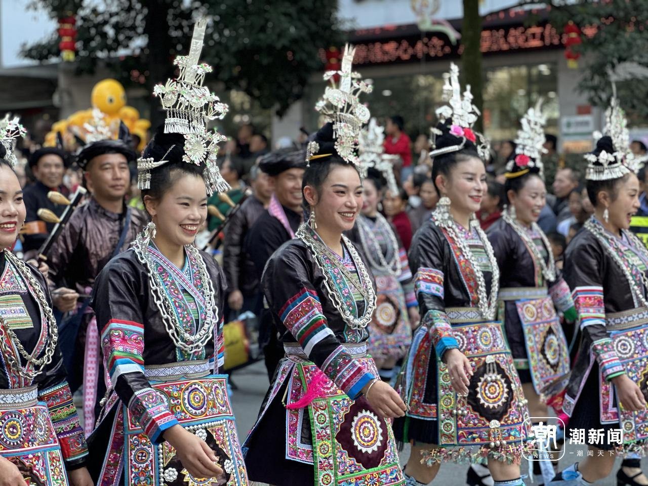 德國小伙參加貴州黎平侗年巡游：民族文化在哪兒，我就在哪兒