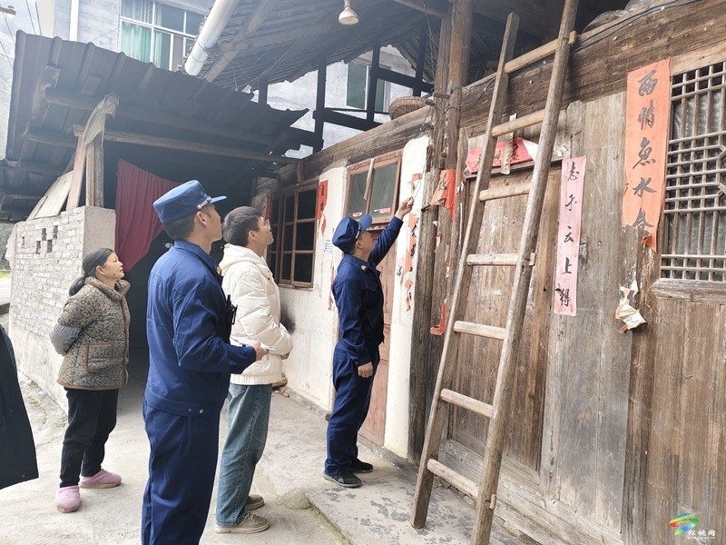 松桃消防全方位開展元旦節(jié)前消防安全大排查