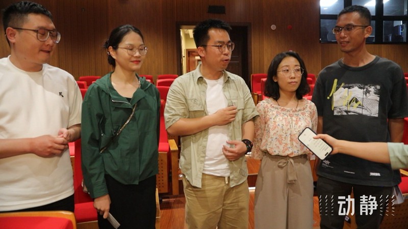 話劇《此心光明》，一分鐘掌聲背后