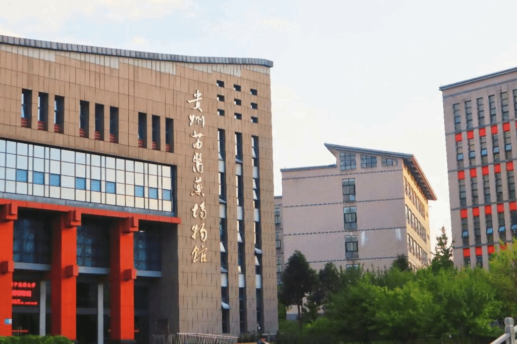 來貴陽，逛高校！說走就走的schoolwalk看這里→
