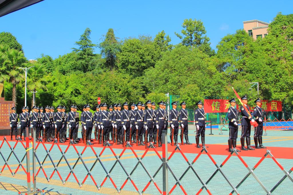 來貴陽，逛高校！說走就走的schoolwalk看這里→
