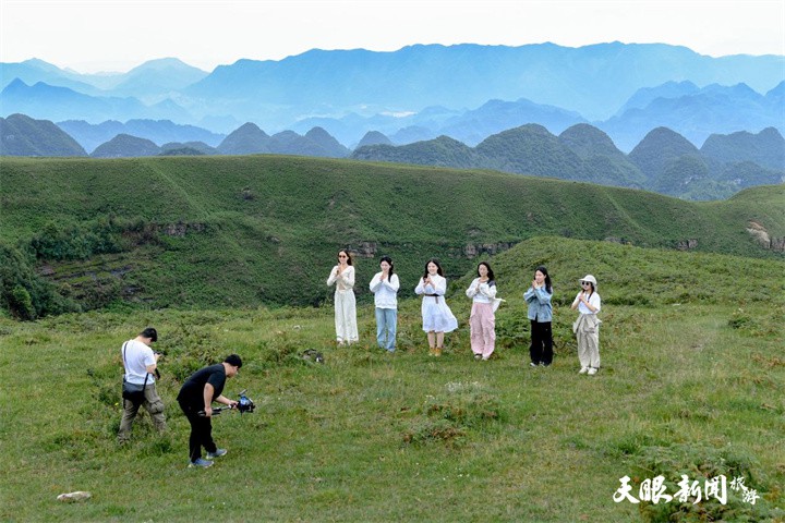在阿西里西遇見(jiàn)“草原牧歌”，打卡貴州版“阿勒泰”