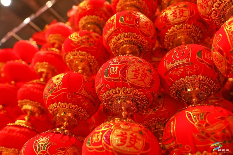 迎新春 辦年貨┃希望精致生活超市“年味兒”十足