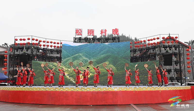 松桃：新春七天樂(lè)之“苗鄉(xiāng)舞步”民族民間舞蹈大賽  點(diǎn)燃春節(jié)歡樂(lè)氛圍
