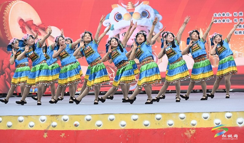 松桃：新春七天樂(lè)之“苗鄉(xiāng)舞步”民族民間舞蹈大賽  點(diǎn)燃春節(jié)歡樂(lè)氛圍