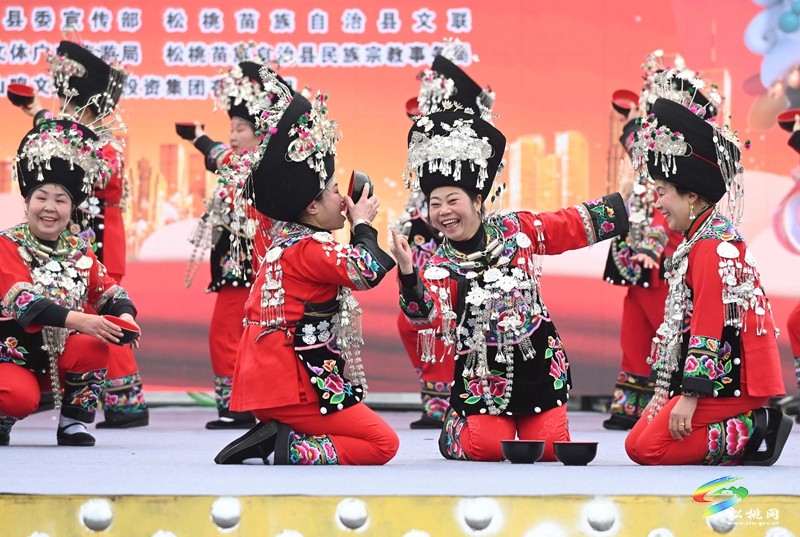 松桃：新春七天樂(lè)之“苗鄉(xiāng)舞步”民族民間舞蹈大賽  點(diǎn)燃春節(jié)歡樂(lè)氛圍