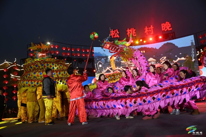 【網(wǎng)絡(luò)中國(guó)節(jié)·元宵】松桃：巡游猜謎賞歌舞 歡樂(lè)幸福鬧元宵