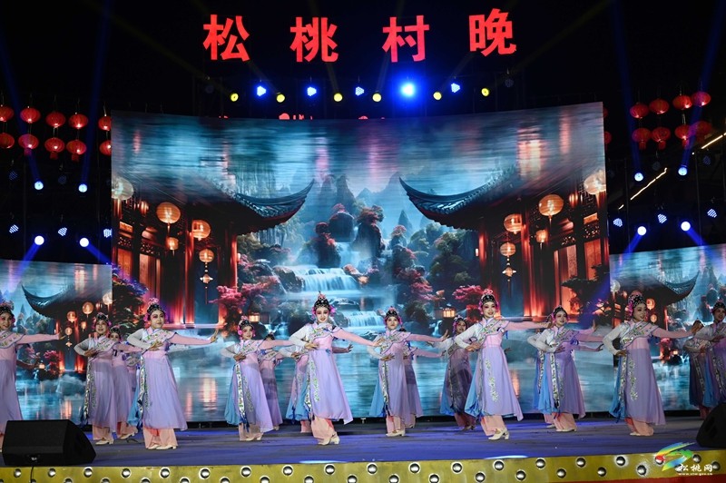 【網(wǎng)絡(luò)中國(guó)節(jié)·元宵】松桃：巡游猜謎賞歌舞 歡樂(lè)幸福鬧元宵