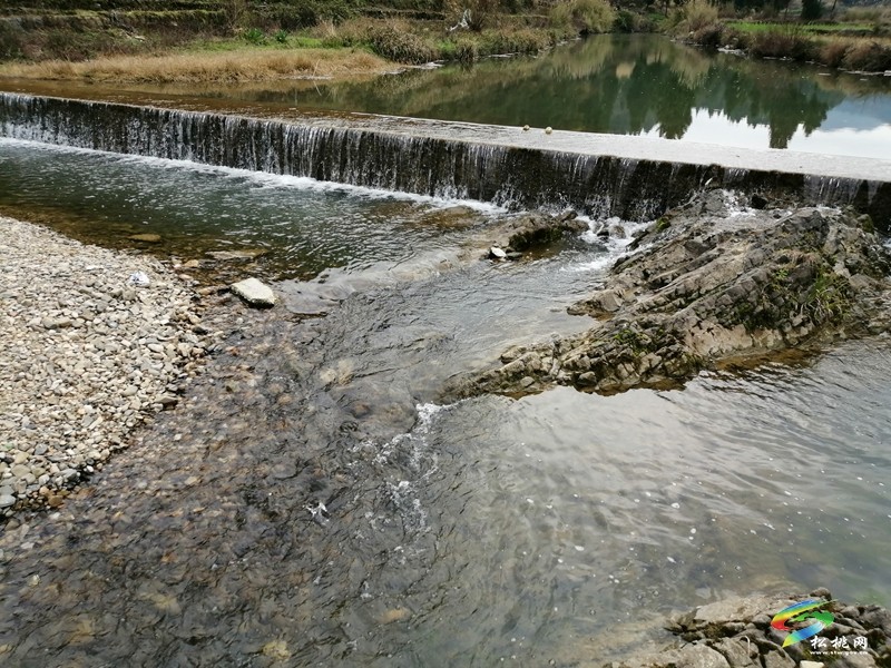 普覺(jué)鎮(zhèn)水銀村積極探索衛(wèi)生管理新模式