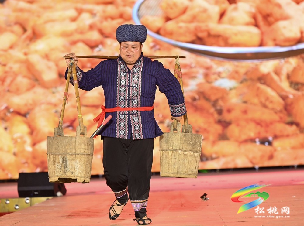 松桃村晚第二場精彩開啟 民俗文化激情碰撞