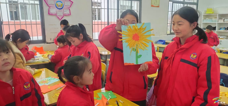 妙隘鄉(xiāng)完小少年宮活動(dòng)點(diǎn)亮學(xué)生課余生活