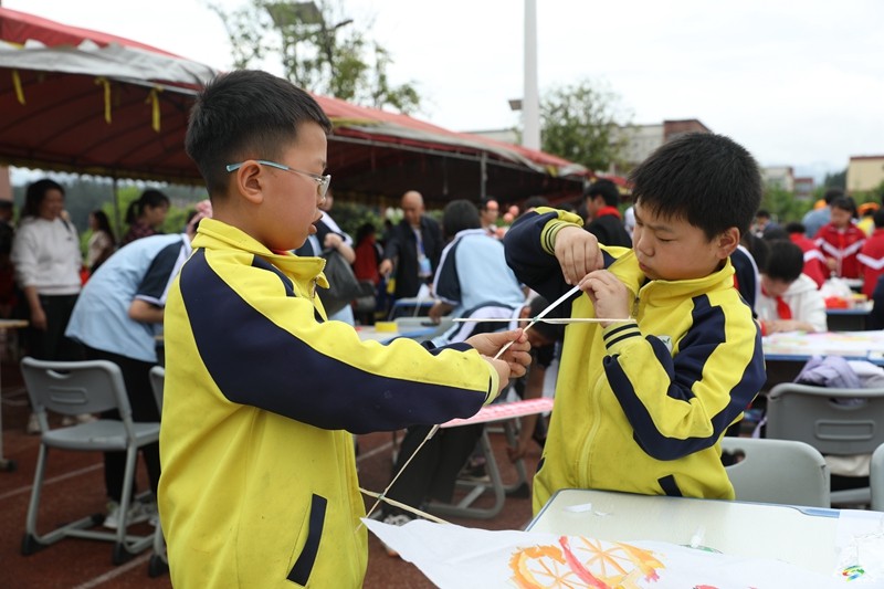 松桃舉行第三屆中小學(xué)生勞動教育實踐技能大賽