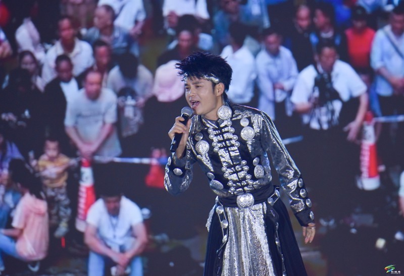 苗鄉(xiāng)夜未央！松桃村晚第八期PK賽精彩上演