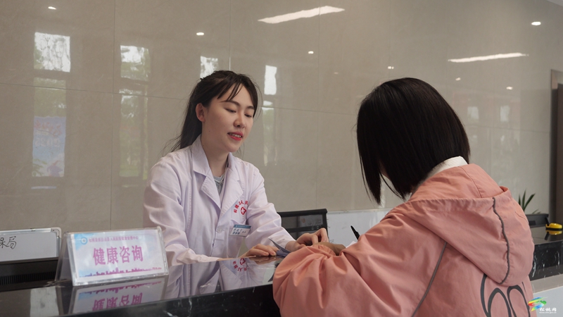 松桃組織專家人才進(jìn)行免費(fèi)健康體檢