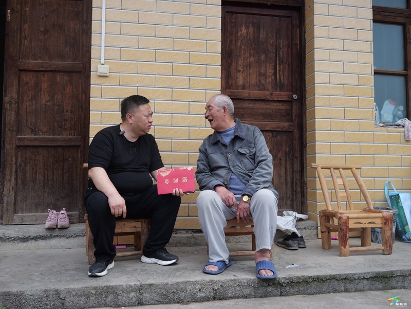 我縣開(kāi)展擁軍企業(yè)情系老兵走訪慰問(wèn)活動(dòng)