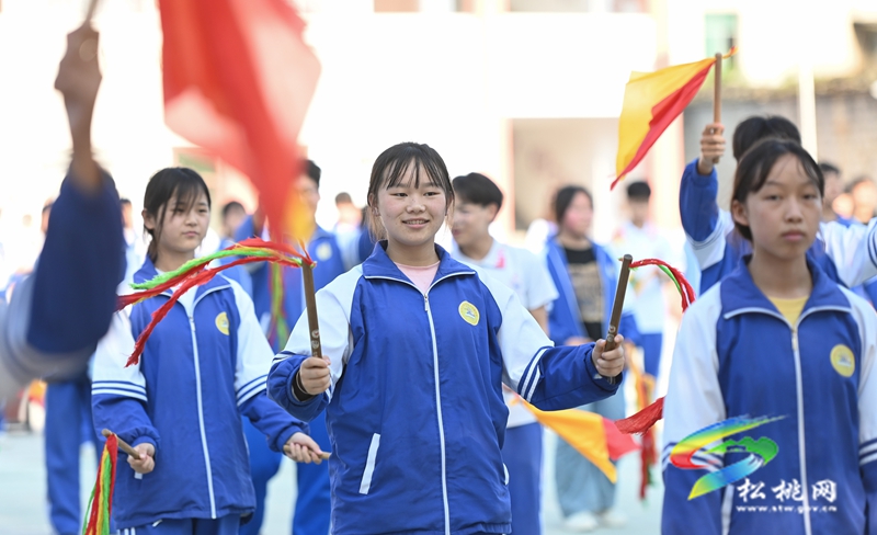 松桃：學習花鼓技藝 傳承民族文化