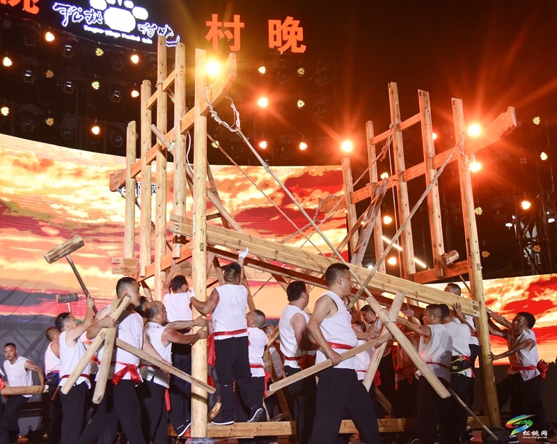 【吃貴州“晚飯”·看松桃村晚】松桃村晚第十期圓滿落幕 鄉(xiāng)村文化盛宴再掀高潮