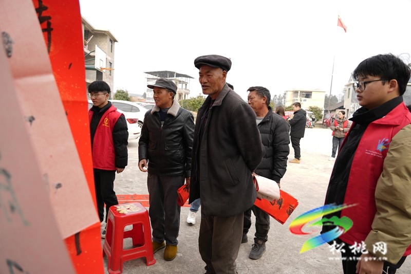 世昌街道：福入萬戶“年味紅”書寫青春“志愿橙”