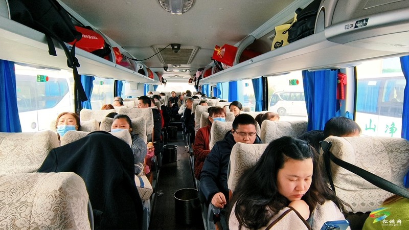 松桃70余人免費(fèi)乘火車赴粵務(wù)工