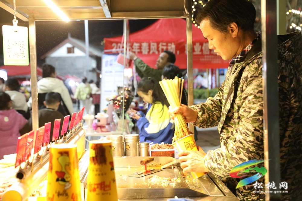 松桃：文化與煙火共綻 這場(chǎng)村晚超對(duì)味