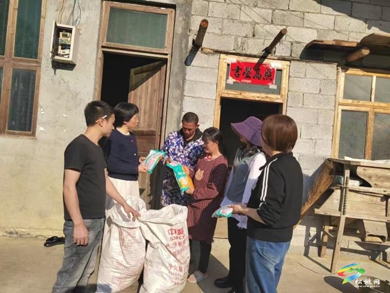 松桃：科技良種送到戶  蜜源花開富農(nóng)家