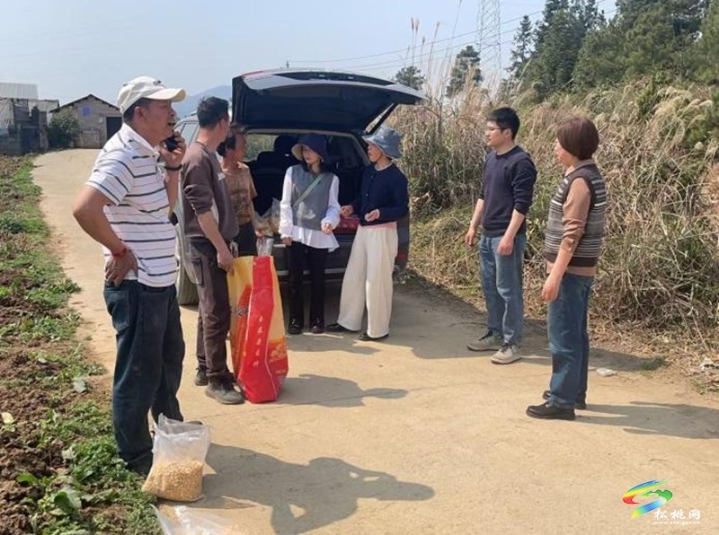 松桃：科技良種送到戶  蜜源花開富農(nóng)家