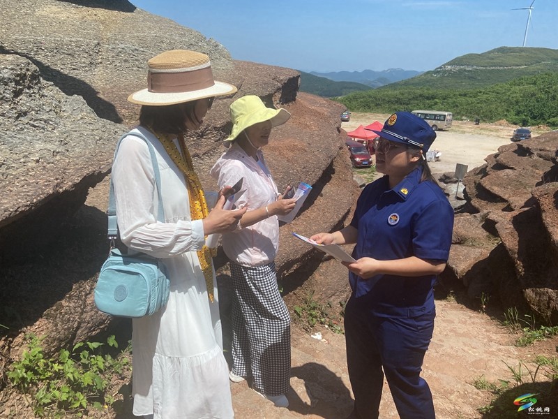 松桃：消防知識進景區(qū)  共筑防災減災防線