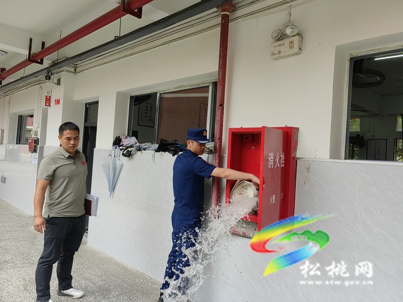 護(hù)航高考!松桃消防開展考前校園消防安全隱患大排查