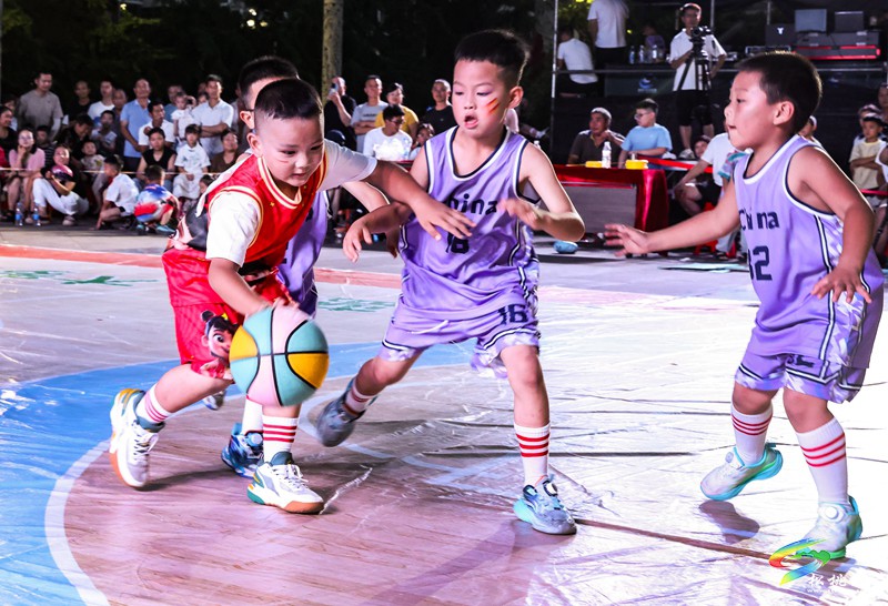 松桃鴻合偉才幼兒園：籃球嘉年華里的童趣與成長