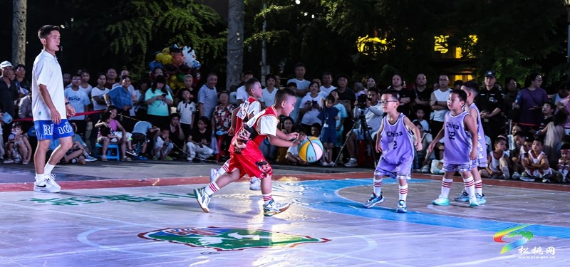 松桃鴻合偉才幼兒園：籃球嘉年華里的童趣與成長
