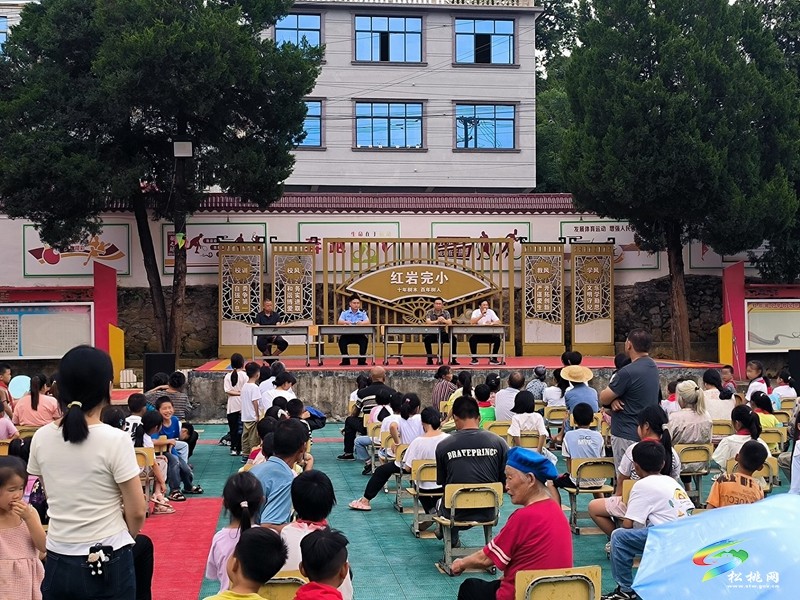 “安全最后一課”開講！ 松桃公安多維守護青少年暑期平安