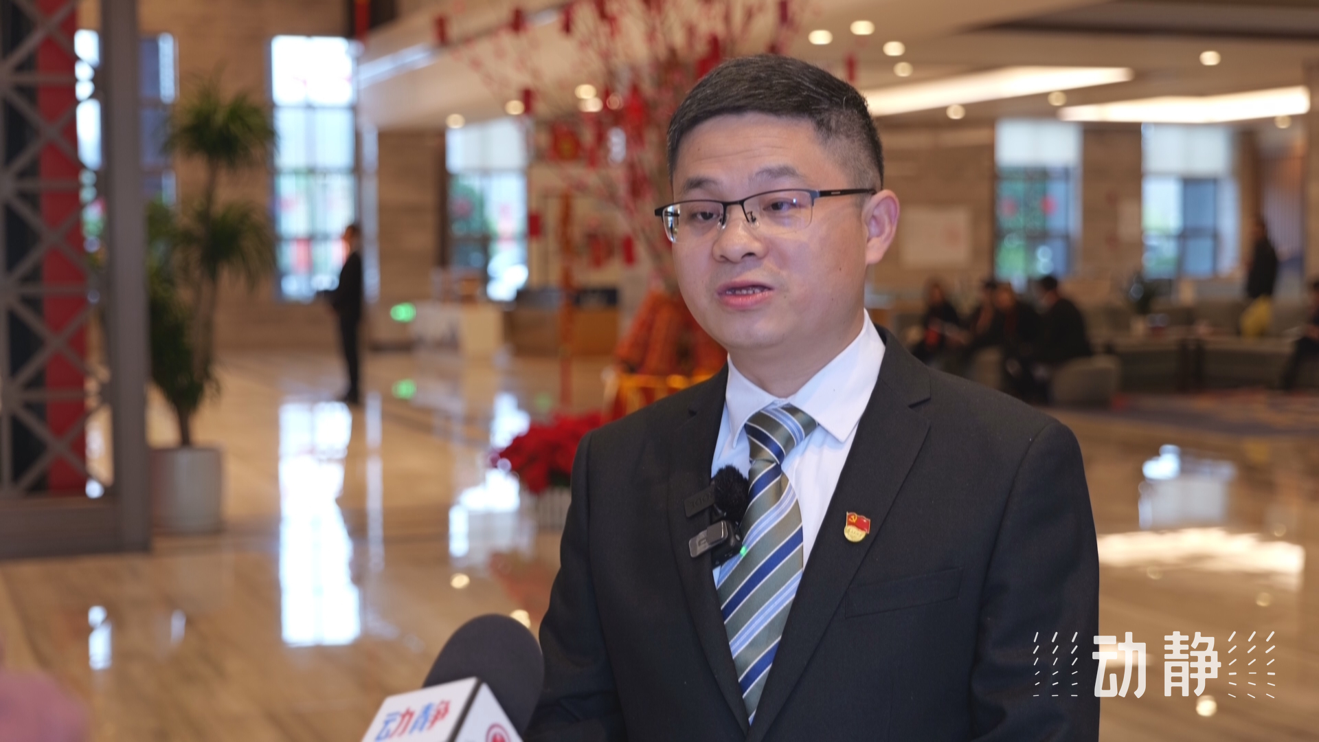 從黨的奮斗歷史中汲取智慧力量，奮力走好新時代的長征路